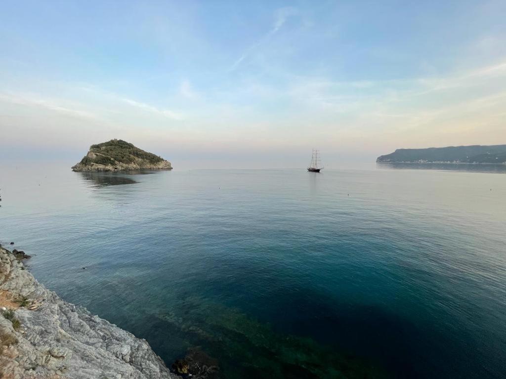 Una Finestra Sul Mare Home 2 แบร์เจจจี ภายนอก รูปภาพ
