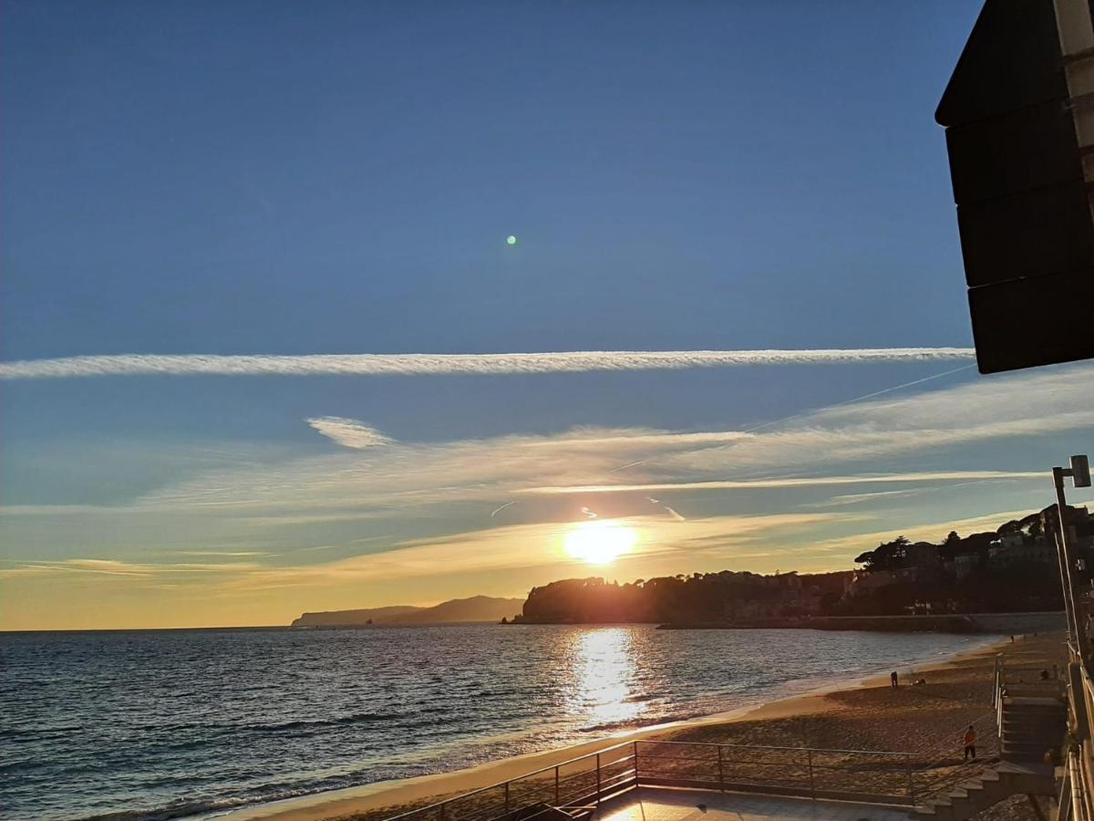 Una Finestra Sul Mare Home 2 แบร์เจจจี ภายนอก รูปภาพ