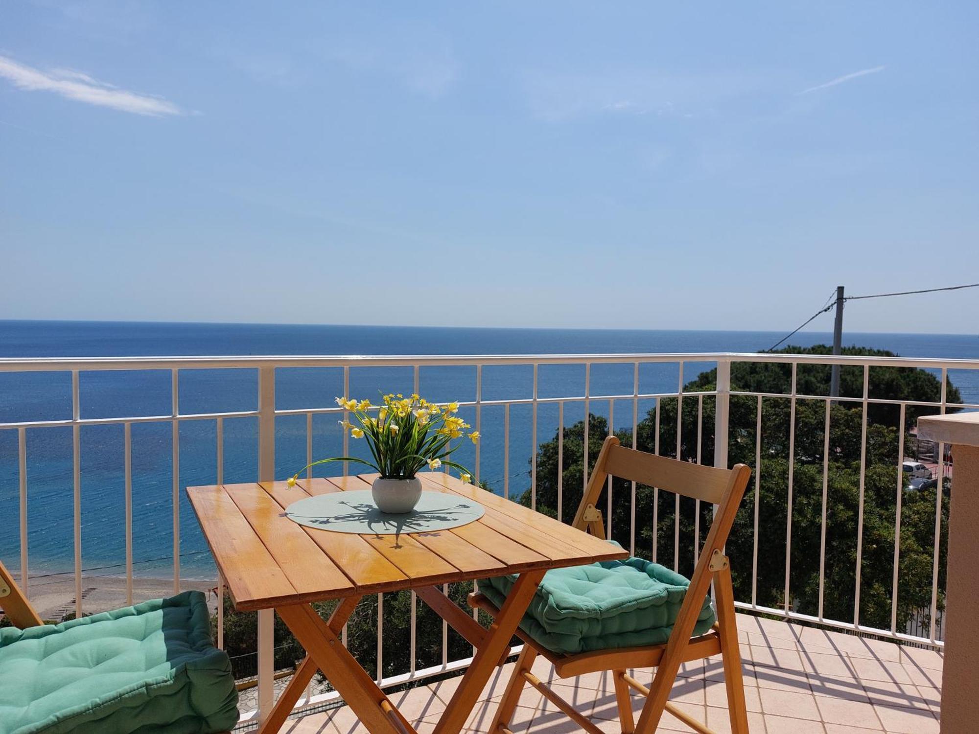 Una Finestra Sul Mare Home 2 แบร์เจจจี ภายนอก รูปภาพ